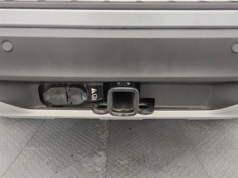 Used 2020 Ford Explorer Limited w/ Class III Trailer Tow Package image 17