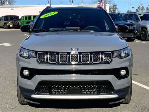 Certified 2024 Jeep Compass Limited w/ Sun and Sound Group image 3