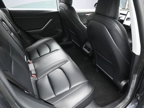 Used 2021 Tesla Model 3 Standard Range Plus RWD image 34