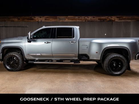 Used 2024 Chevrolet Silverado 3500 High Country image 6