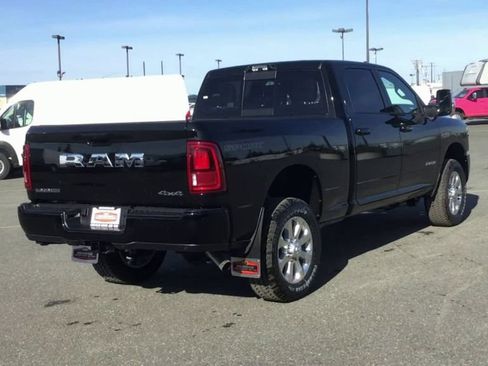Used 2025 RAM 2500 Laramie w/ Sport Appearance Package AWD/4WD image 8