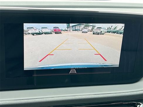 New 2026 Buick Envista Avenir image 9