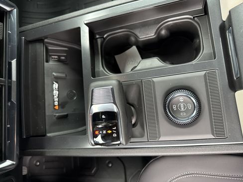 New 2026 GMC Hummer EV SUV AWD/4WD image 16