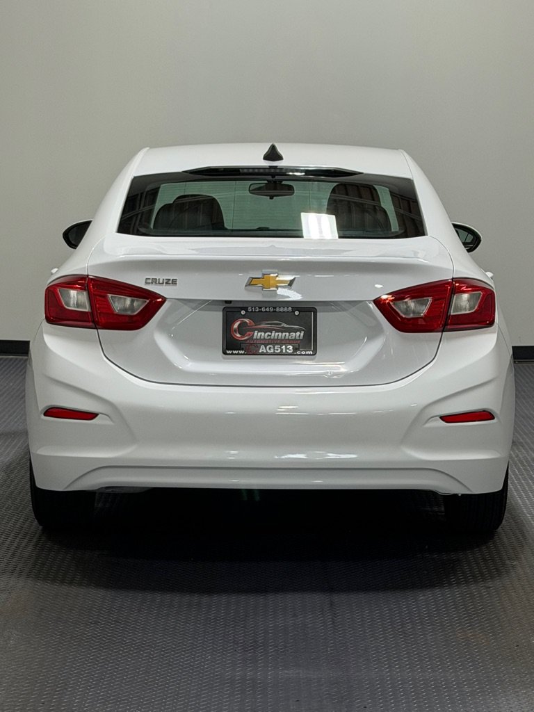 Used 2017 Chevrolet Cruze LS FWD image 6