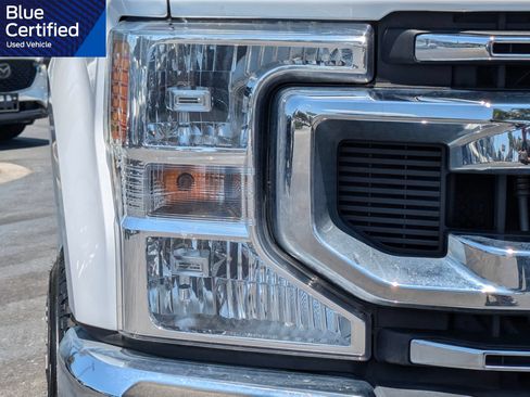 Certified 2020 Ford F250 XLT w/ XLT Premium Package AWD/4WD image 11