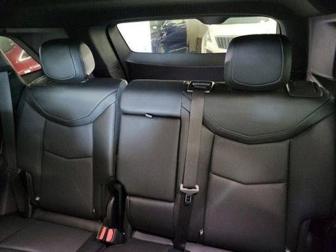 Certified 2022 Cadillac XT5 Premium Luxury image 12