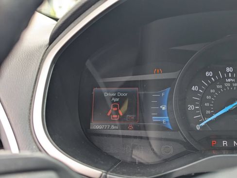 Used 2015 Ford Edge SEL w/ Equipment Group 201A FWD image 22
