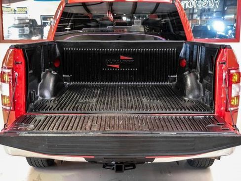Used 2018 Ford F150 XLT image 8