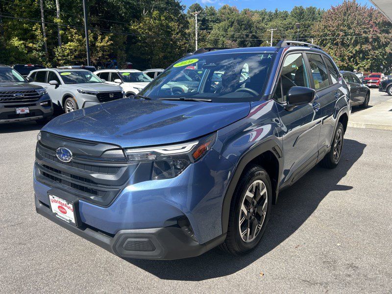 Used 2025 Subaru Forester AWD/4WD image 4