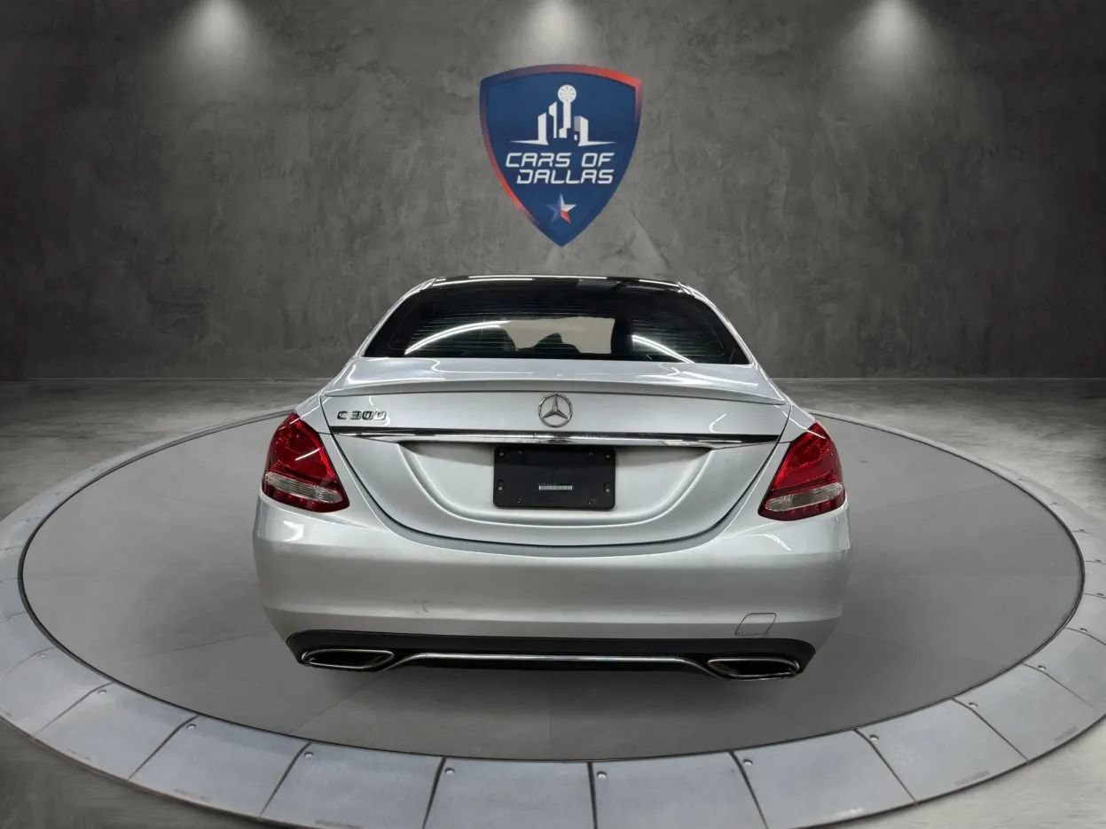 Used 2018 Mercedes-Benz C 300 Sedan w/ Premium Package image 4