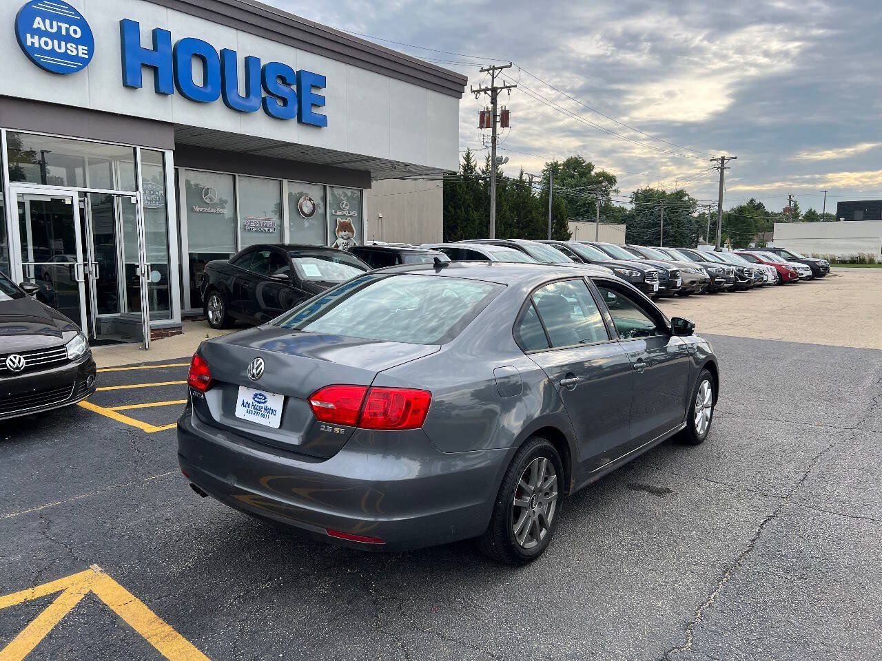 Used 2012 Volkswagen Jetta SE FWD image 10