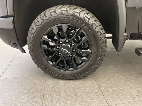 Used 2026 Chevrolet Silverado 2500 LT w/ Trail Boss Package AWD/4WD image 9