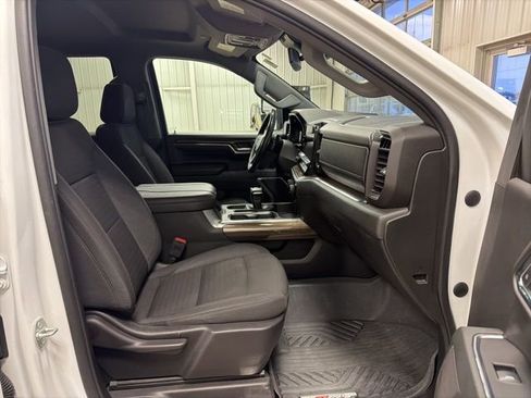 Used 2024 Chevrolet Silverado 1500 RST image 25