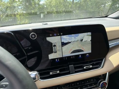 Certified 2025 Chevrolet Equinox ACTIV w/ Safety and Technology Package FWD image 26