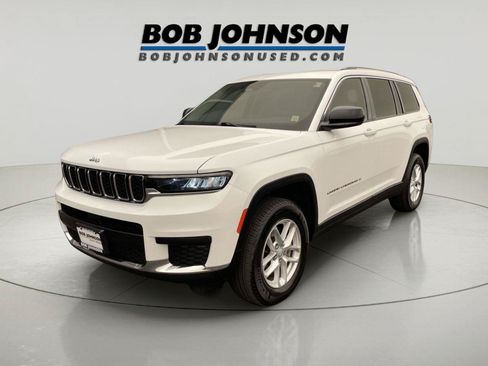 Used 2023 Jeep Grand Cherokee L Laredo AWD/4WD image 3