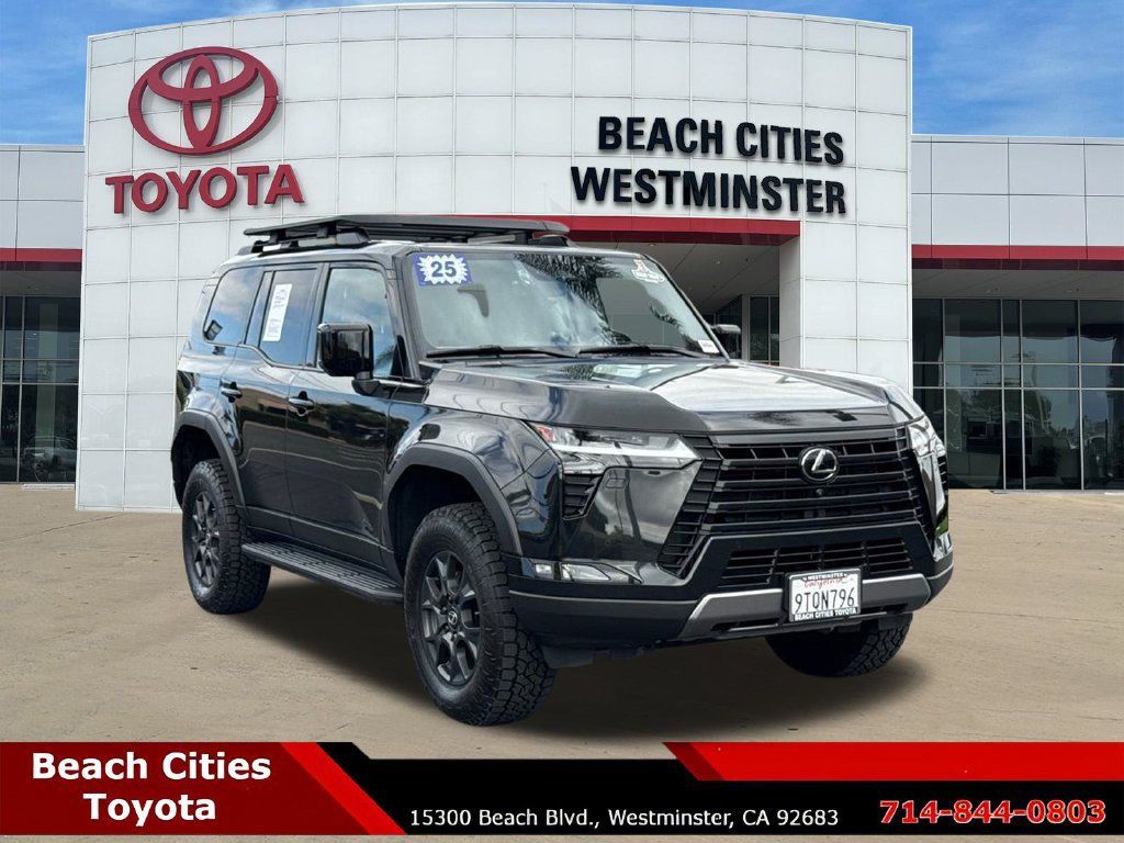Used 2025 Lexus GX 550 AWD/4WD image 2