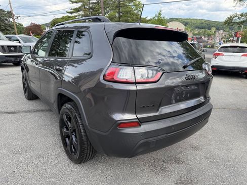 Used 2021 Jeep Cherokee Latitude Plus AWD/4WD image 4