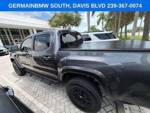 Used 2022 Toyota Tacoma SR5 RWD image 4