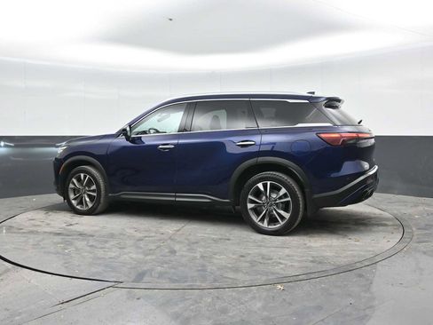 Used 2023 INFINITI QX60 Luxe w/ Cargo Package AWD/4WD image 2