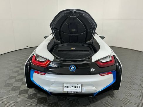 Used 2019 BMW i8 Roadster AWD/4WD image 21