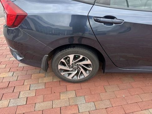 Used 2017 Honda Civic EX image 15