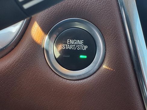 Used 2021 Chevrolet Traverse High Country image 10