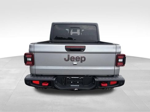 Used 2020 Jeep Gladiator Rubicon AWD/4WD image 17