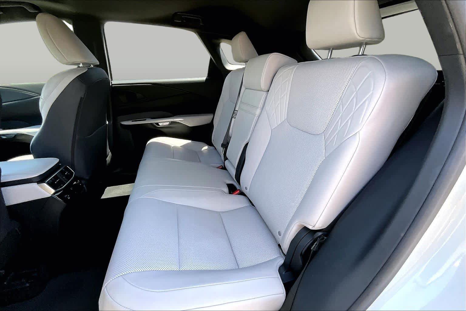 Used 2024 Lexus RX 350 Premium w/ Cold Area Package FWD image 21