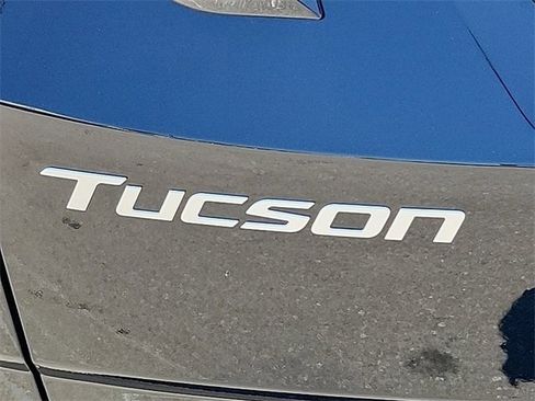 New 2025 Hyundai Tucson Limited image 21