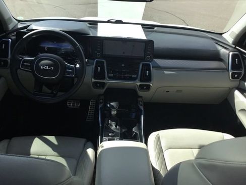 Used 2023 Kia Sorento SX AWD/4WD image 21