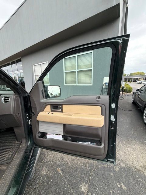 Used 2014 Ford F150 XLT w/ Equipment Group 302A Luxury AWD/4WD image 17