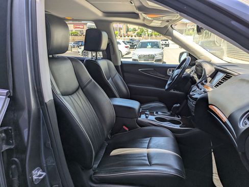 Used 2017 INFINITI QX60 Luxe w/ Deluxe Technology Package AWD/4WD image 30