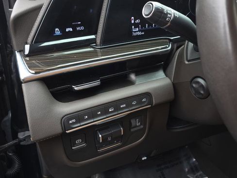 Used 2023 Cadillac Escalade Sport w/ Touring Package AWD/4WD image 21