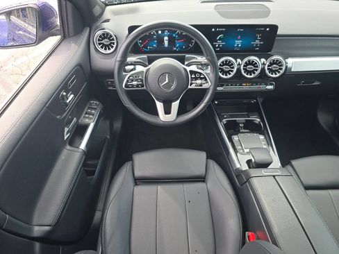 Used 2022 Mercedes-Benz GLB 250 4MATIC image 25