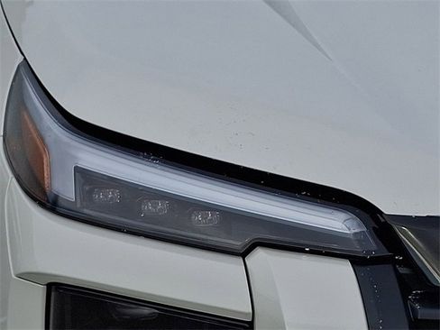 New 2026 Subaru Outback Touring image 12