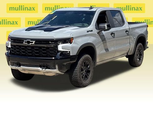 Used 2024 Chevrolet Silverado 1500 ZR2 w/ Technology Package AWD/4WD image 14