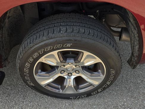Used 2022 RAM 1500 Laramie AWD/4WD image 11
