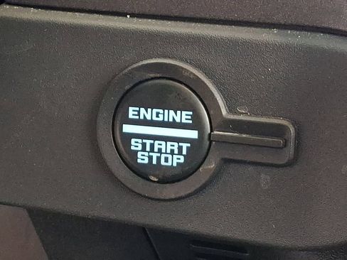 Certified 2025 Ford Bronco Badlands AWD/4WD image 28