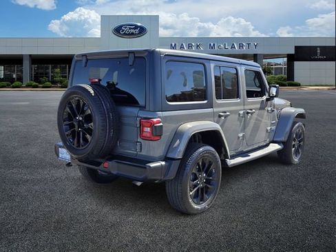 Used 2021 Jeep Wrangler Unlimited Sahara image 5