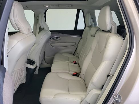 Used 2024 Volvo XC90 B5 Plus w/ Protection Package Premier AWD/4WD image 14