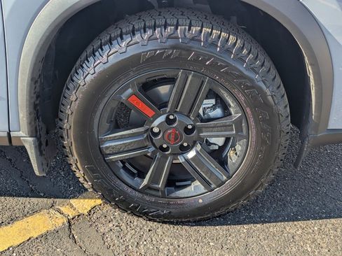 Certified 2025 Nissan Rogue SV w/ Rock Creek Premium Package image 9