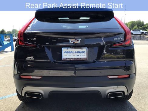 Used 2023 Cadillac XT4 Premium Luxury w/ Technology Package AWD/4WD image 9