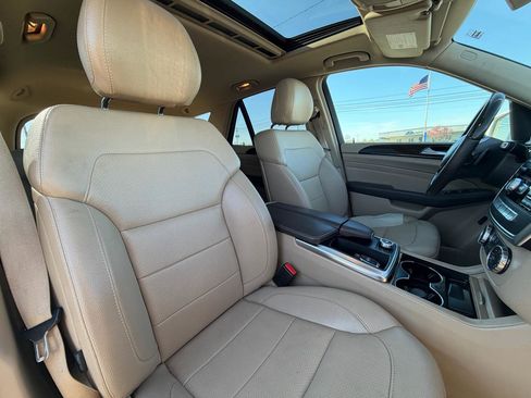 Used 2014 Mercedes-Benz ML 350 BlueTEC 4MATIC image 17