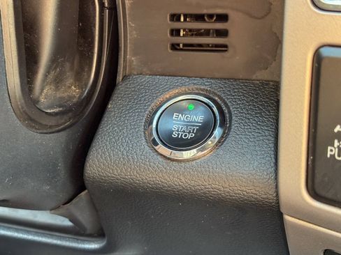 Used 2022 Ford F350 Lariat w/ Lariat Ultimate Package AWD/4WD image 33