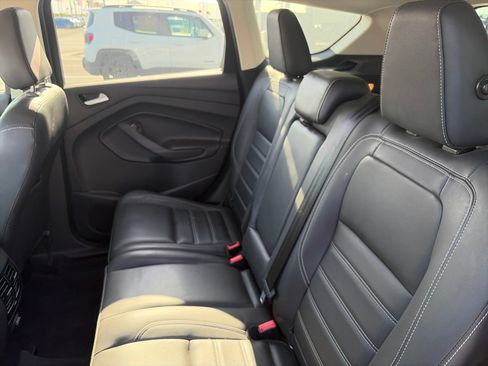 Used 2019 Ford Escape SEL FWD image 10
