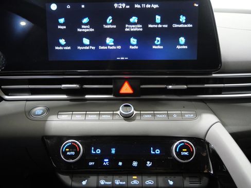 Used 2023 Hyundai Elantra SEL w/ Convenience Package FWD image 20