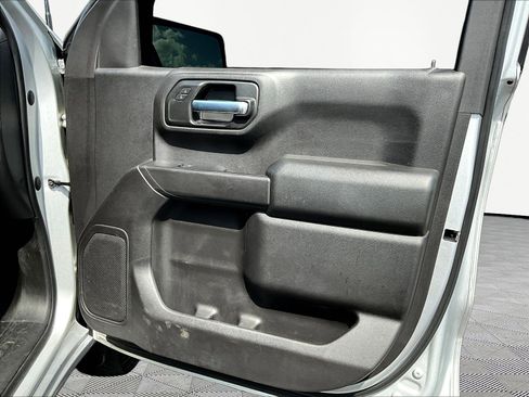 Used 2020 Chevrolet Silverado 1500 Custom w/ Custom Value Package AWD/4WD image 25