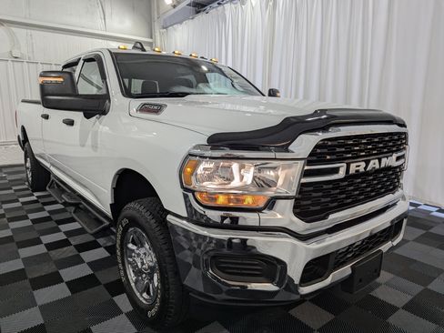 Used 2024 RAM 2500 Tradesman w/ Towing Technology Group AWD/4WD image 4