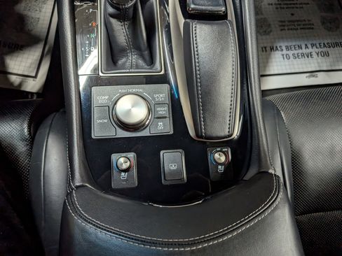 Used 2015 Lexus LS 460 AWD image 18