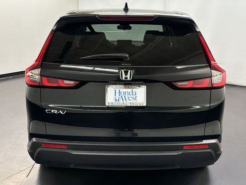 Used 2025 Honda CR-V LX image 10